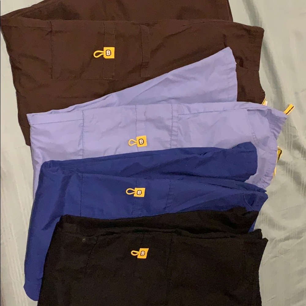 4 pair of Wonderwink scrub bottoms